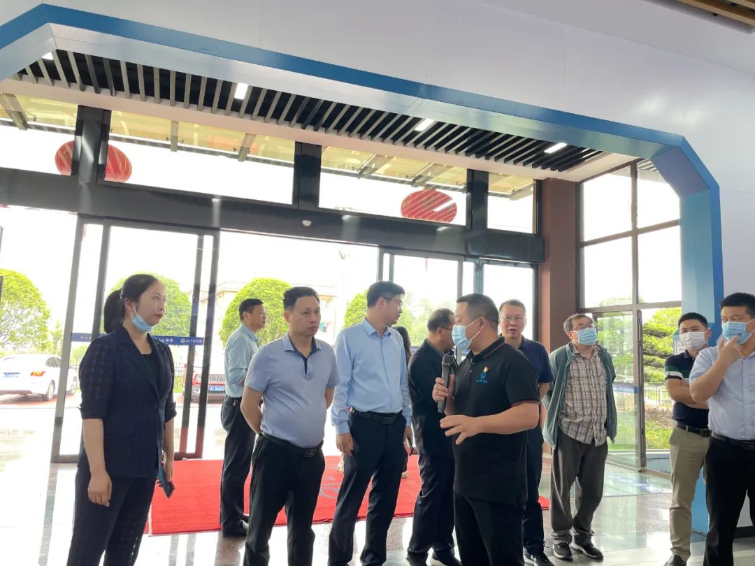 1653096135852794.jpg 51902.jpg