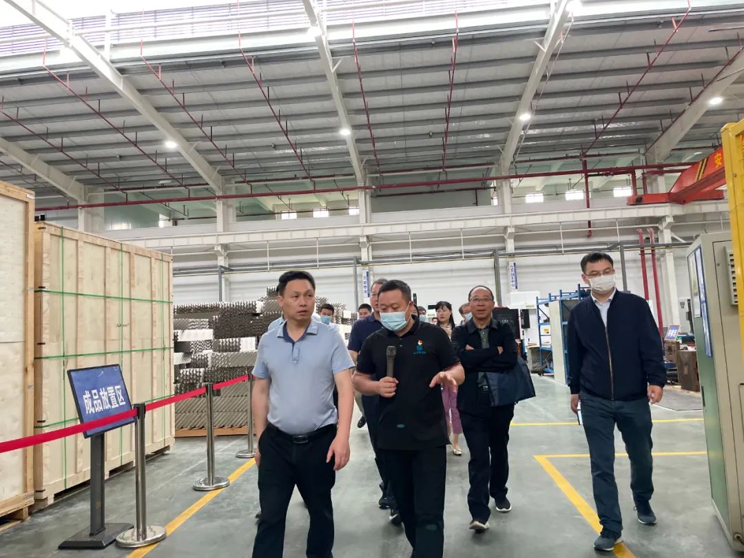 1653096152235619.jpg 51904.jpg