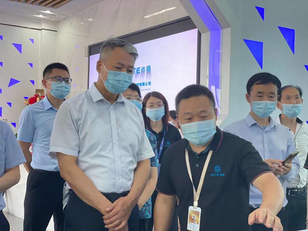 中國勞動關(guān)系學(xué)院黨委副書記、紀(jì)委書記劉路剛一行蒞臨江西艾特傳質(zhì)科技有限公司調(diào)研工會改革發(fā)展情況
